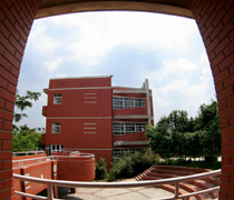 ɽ����ͨѧԺУ԰���ͼƬ